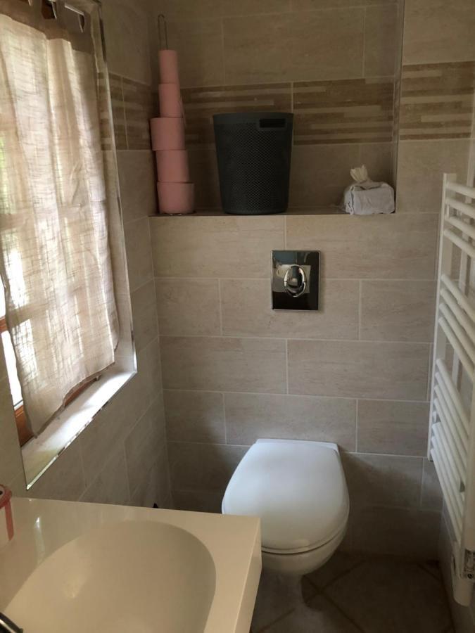 La Bouillerie Du Manoir Des Breholles Otel Goustranville Dış mekan fotoğraf